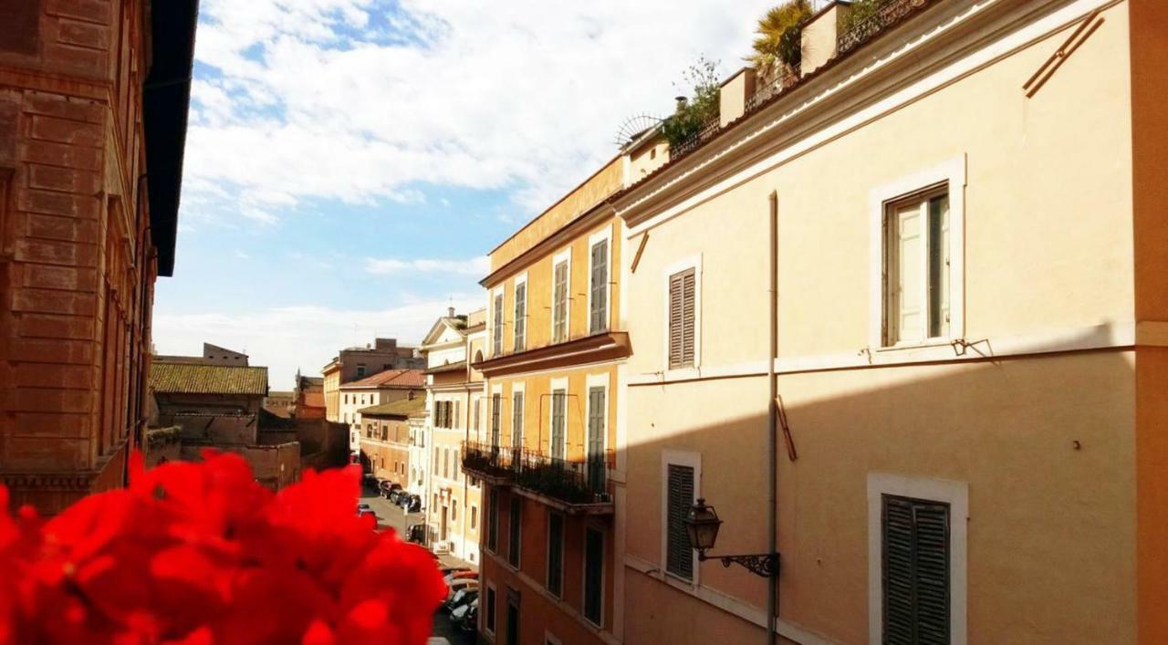 Torre Tolomei Trastevere Рим Екстер'єр фото